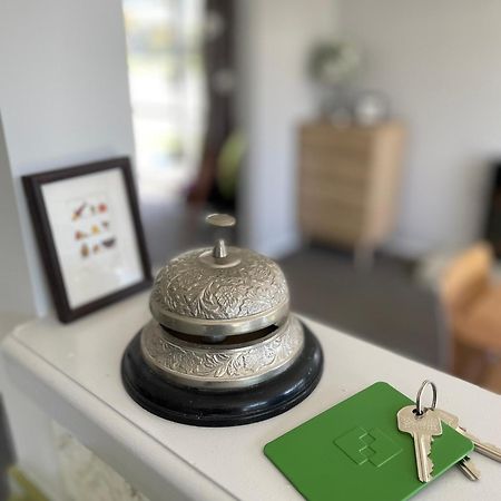 Green Door - One Bedroom Apartment ファカタネ エクステリア 写真