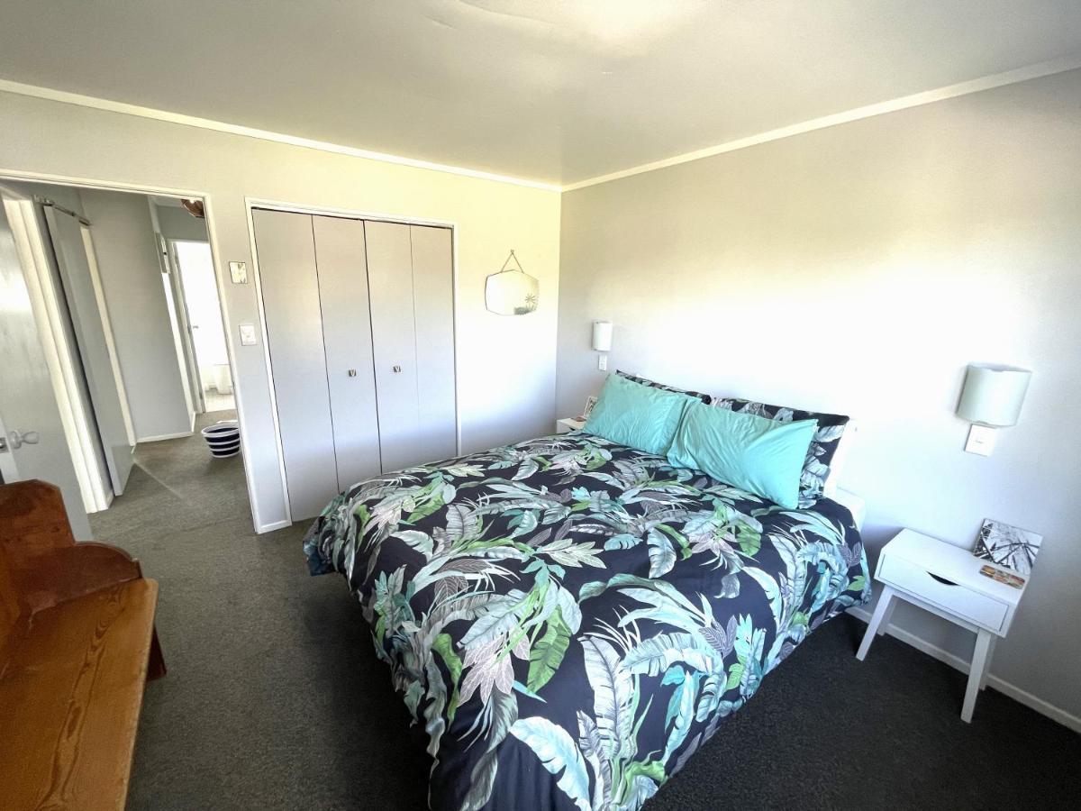 Green Door - One Bedroom Apartment ファカタネ エクステリア 写真